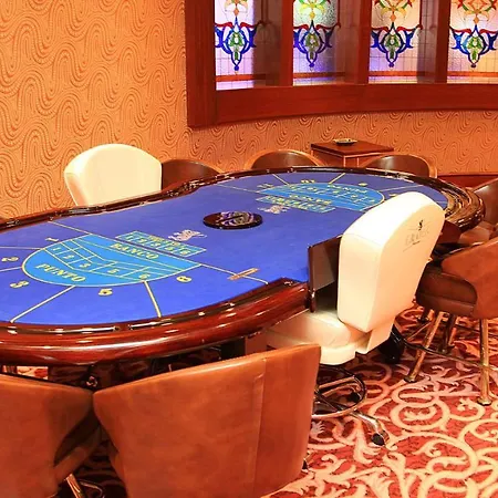Cratos Premium Casino & 酒店 5*