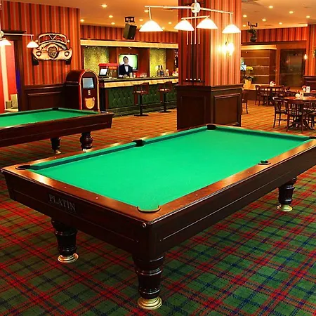 Cratos Premium Casino & Ξενοδοχείο