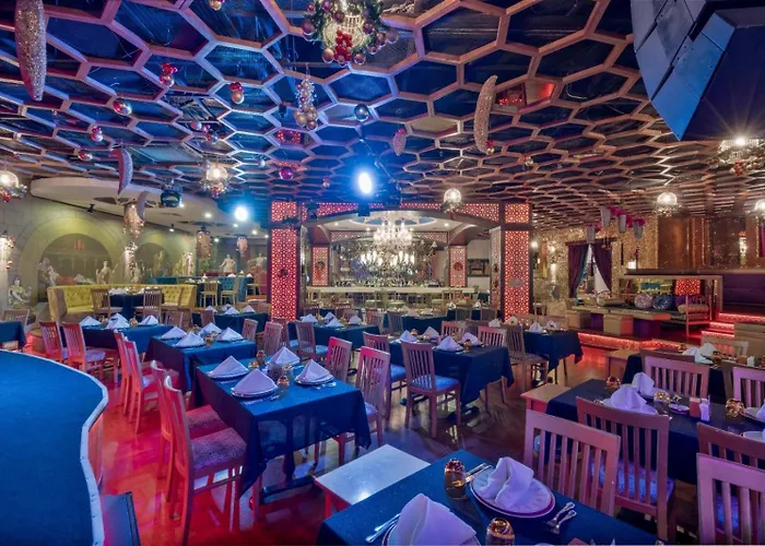 Hotel Cratos Premium Casino &