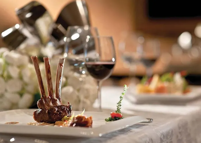 Cratos Premium Casino & 5*