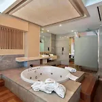 Hotel Cratos Premium Casino & 5*