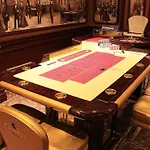 فندق Cratos Premium Casino & Kazaphani