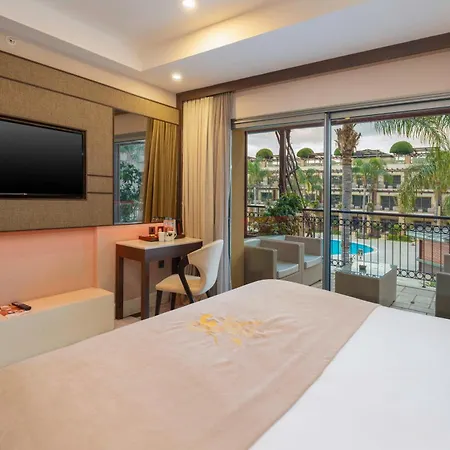Cratos Premium Casino & Hotel 5*