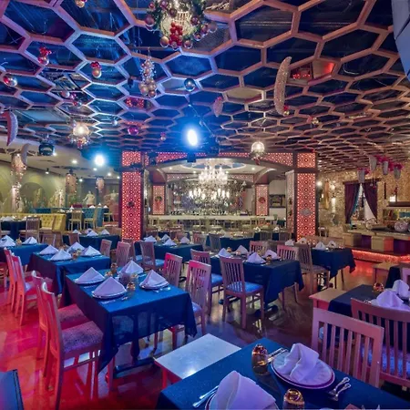 Hotel Cratos Premium Casino &