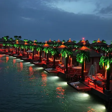 Cratos Premium Casino & Hotel Kazaphani