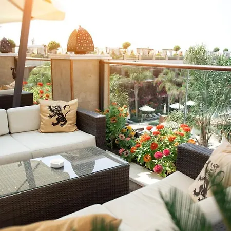 ホテル Cratos Premium Casino & Kazaphani