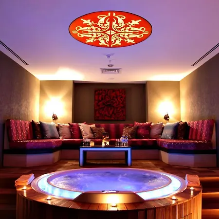 Cratos Premium Casino & Hotell Kazaphani