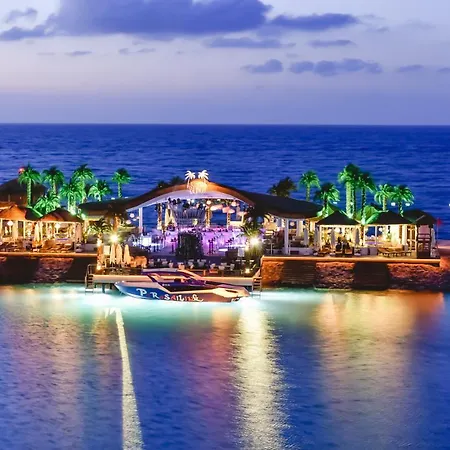 Szálloda Cratos Premium Casino & Ozanköy