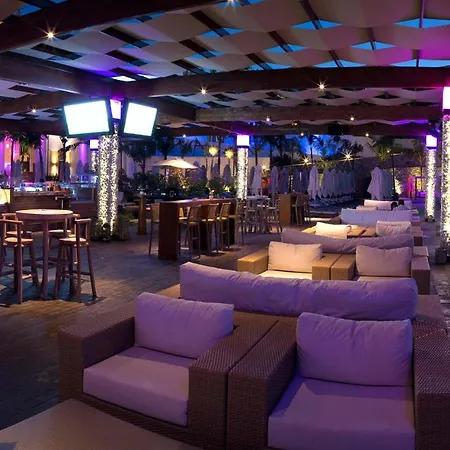 Cratos Premium Casino & Kazaphani