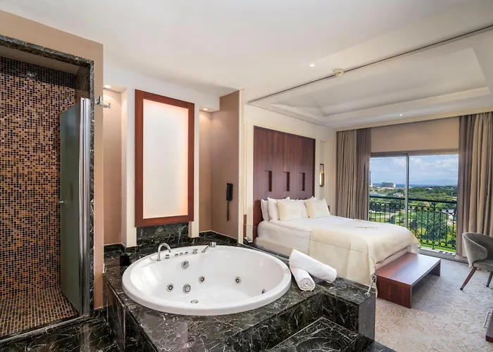 Cratos Premium Casino & Hotel 5*