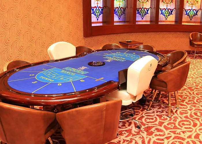 Cratos Premium Casino & Hotel 5*