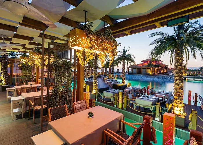 Cratos Premium Casino & Hotel Kazaphani