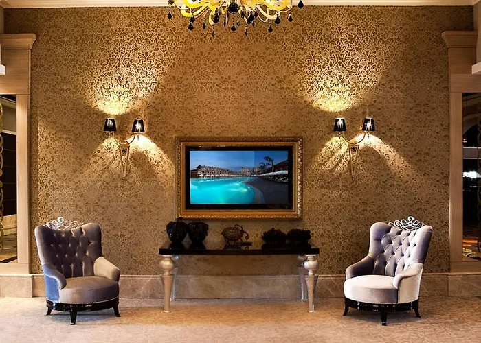 Cratos Premium Casino & Hotel Kazaphani