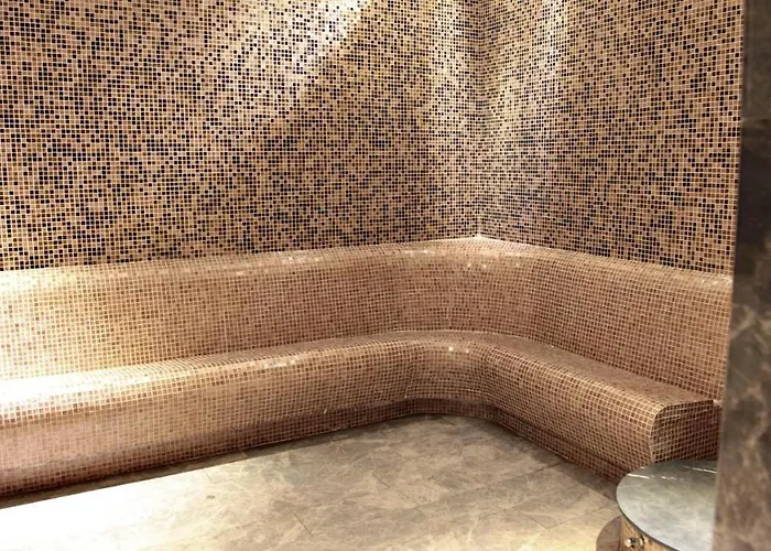 Cratos Premium Casino &