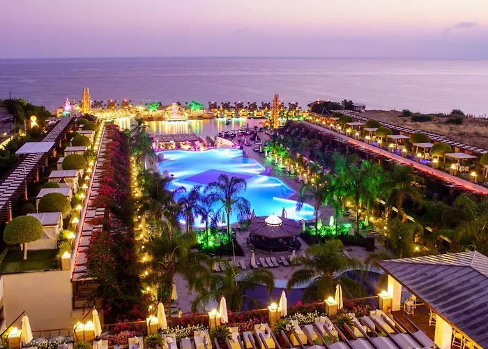 Cratos Premium Casino & Kazaphani