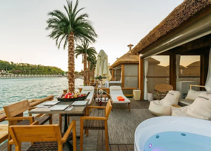 Cratos Premium Casino & 5*