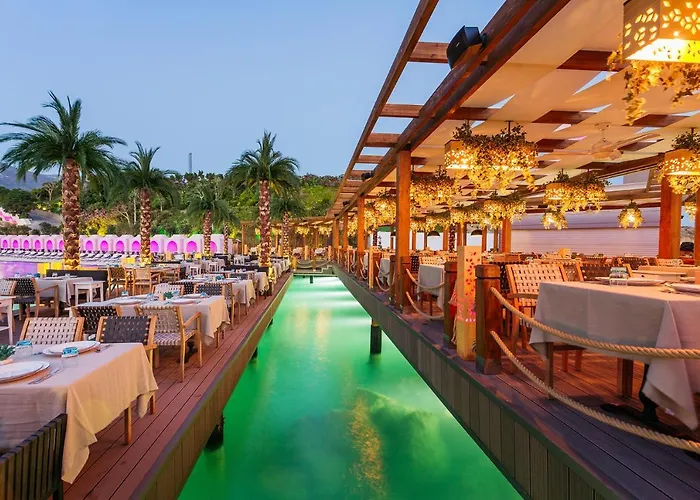 Cratos Premium Casino & Kazaphani