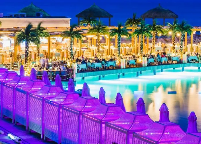 Cratos Premium Casino & Ξενοδοχείο 5*