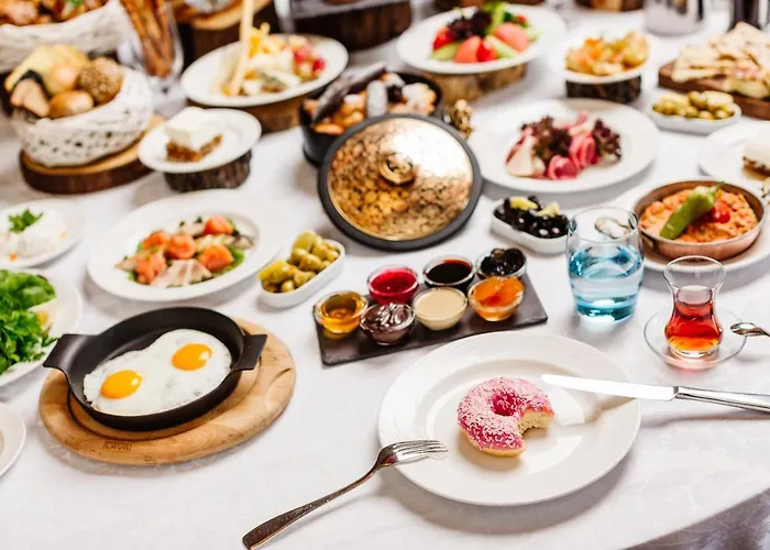 Cratos Premium Casino & 5*